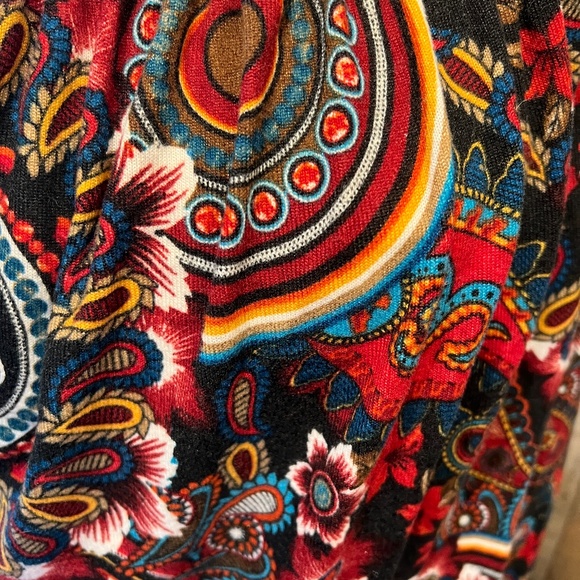 LADIES WOMENS PLUS SIZE 2X/3X TOP SHIRT BLOUSE MULTI PRINT RED GREEN BLACK - Picture 3 of 9